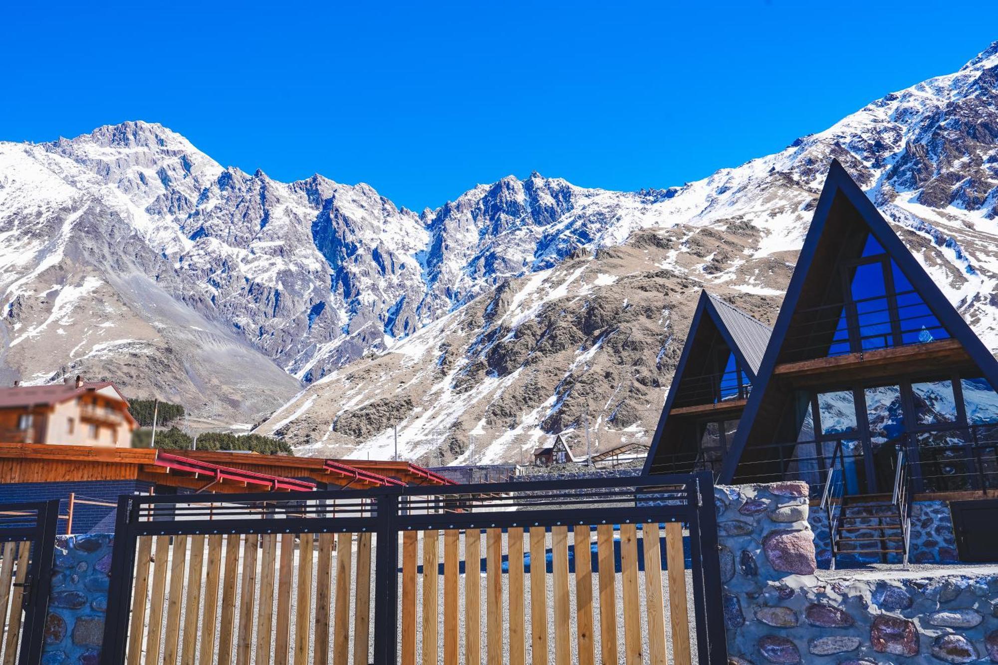 Sanseco Cottage Kazbegi Exteriör bild