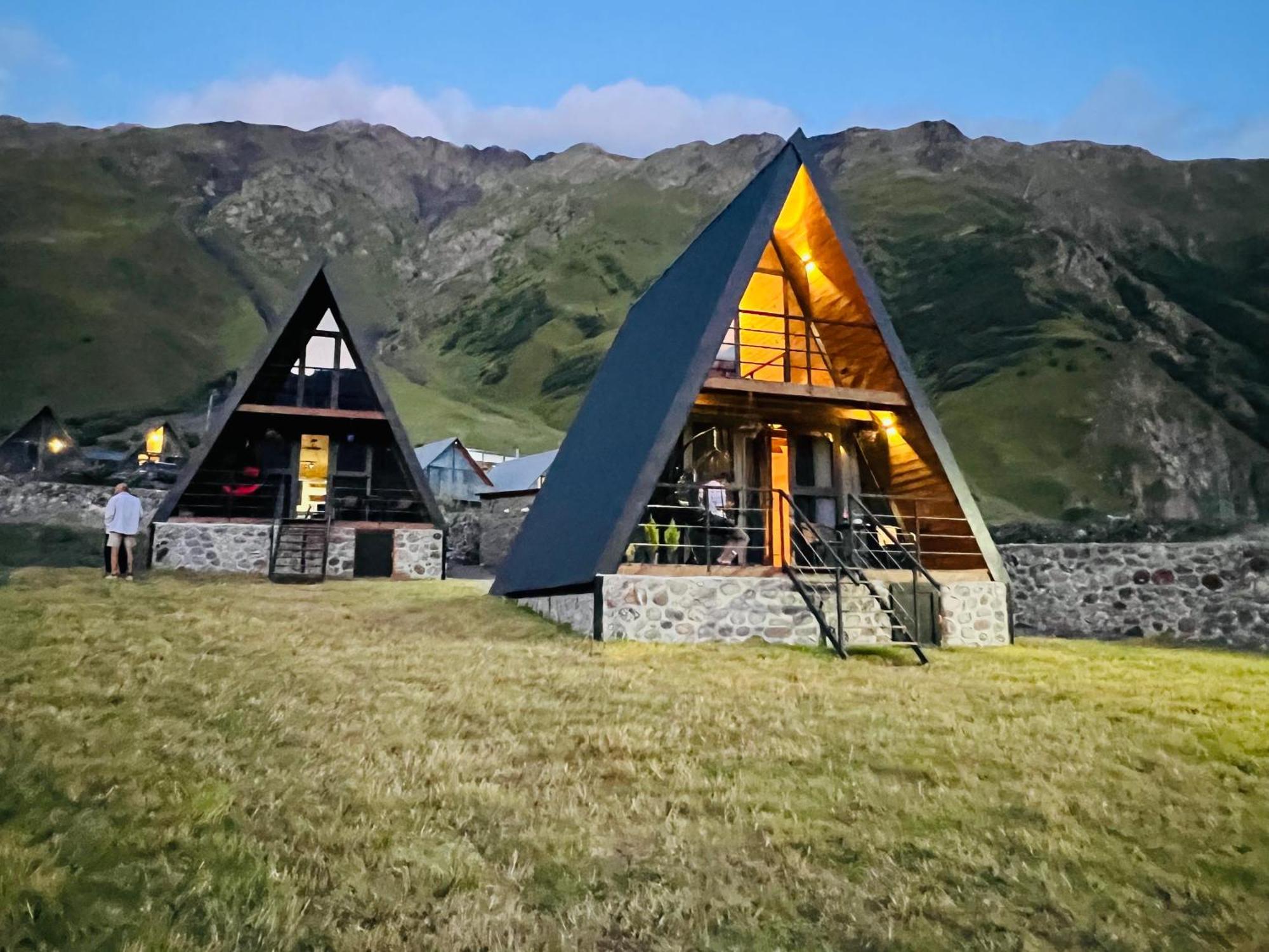 Sanseco Cottage Kazbegi Exteriör bild